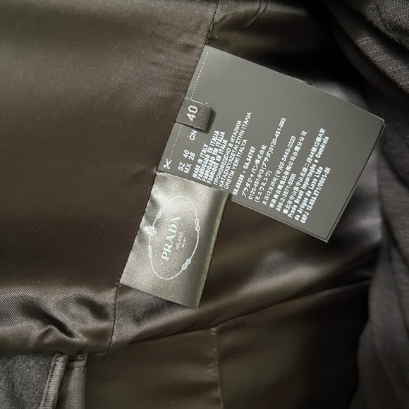 PRADA size 40 coat - Picture 6 of 6